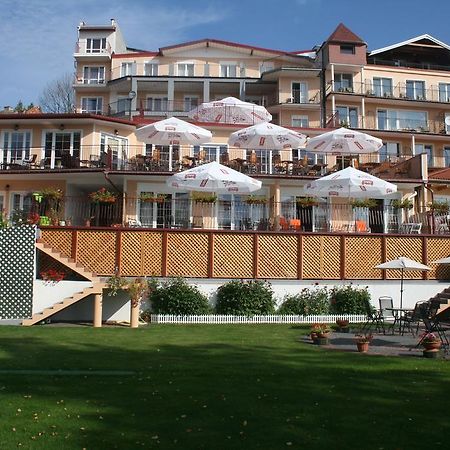 Eva Hotel Mrągowo Kültér fotó
