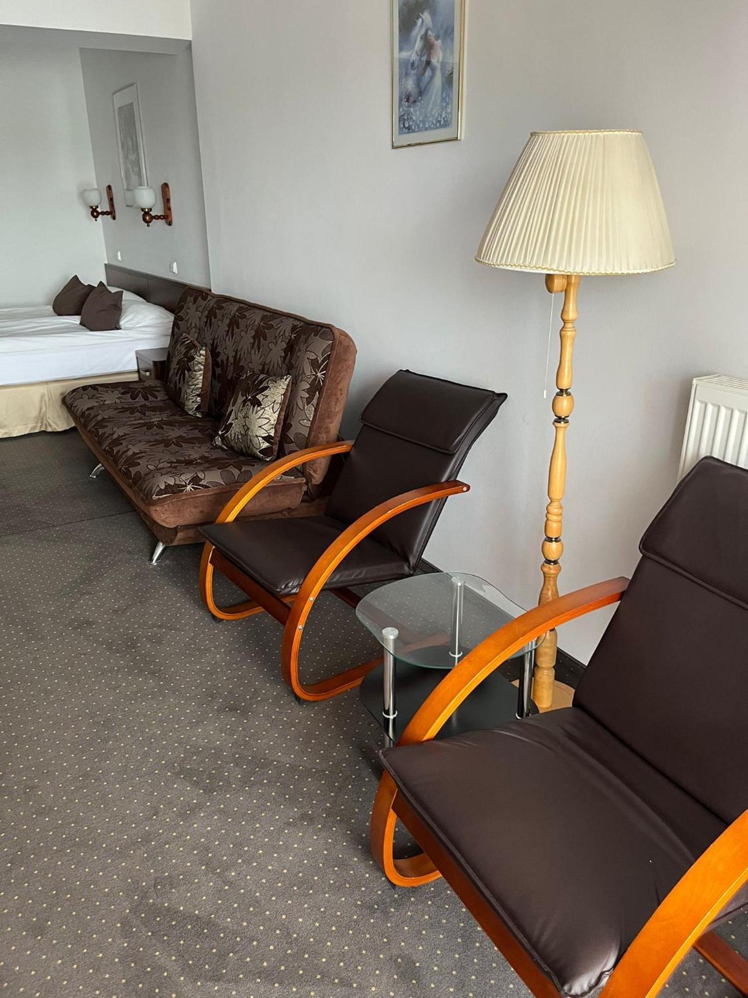 Eva Hotel Mrągowo Kültér fotó