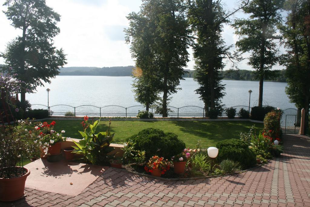 Eva Hotel Mrągowo Kültér fotó